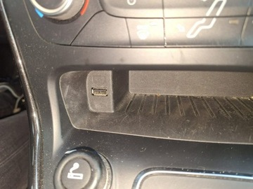 Ford Focus III Kombi Facelifting 1.5 EcoBoost 182KM 2016 Ford Focus Automat,Ksenoe Led,ASO FORD, zdjęcie 28