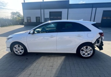 Kia Ceed III Hatchback Facelifting  1.0 T-GDI 100KM 2023 Kia Ceed Klimatyzacja Kamera Niski przebieg Benzyna 100KM, zdjęcie 3