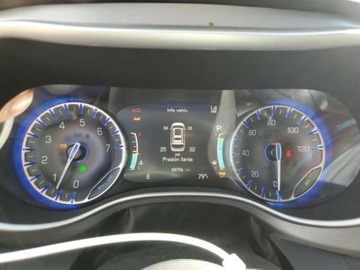 Chrysler Pacifica II 2022 Chrysler Pacifica Touring l 3.6 Benzyna 287KM, zdjęcie 10