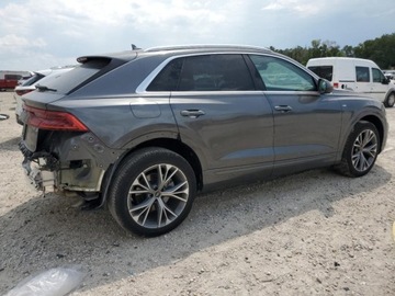 Audi Q8 2023 Audi Q8 Premium Plus S-Line 2023 3.0l 3.0 Benzyna 335KM, zdjęcie 3