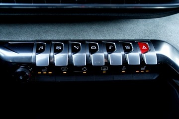 Peugeot 5008 II Crossover Facelifting 2.0 BlueHDi 177KM 2022 Peugeot 5008 GT kamera Skora adc Nawi PANORAMA bli, zdjęcie 25