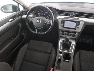 Volkswagen Passat B8 Variant 2.0 TDI BlueMotion SCR 150KM 2016 VW Passat 2.0 TDI, Salon Polska, Serwis ASO, Navi, zdjęcie 6