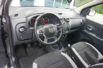 Dacia Lodgy Minivan Facelifting 1.5 Blue dCi 115KM 2022 Dacia Lodgy 1. 5DCI 115KW 7- OS navi kamera, zdjęcie 4