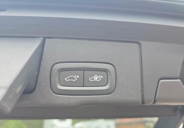 Volvo XC60 II 2022 Volvo XC 60 Lift FV 23 AWD Pakiet Dark HAK Head-UP 2.0 Diesel 197KM, zdjęcie 13