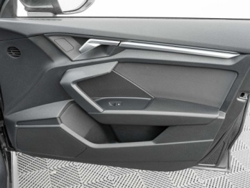 Audi A3 8Y Limousine 1.5 35 TFSI 150KM 2023 Audi A3 Limousine DW4WP84#35 TFSI mHEV S Line S, zdjęcie 33