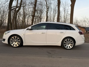 Opel Insignia I Sports Tourer Facelifting 2.0 CDTI BiTurbo ECOTEC 195KM 2014 Opel Insignia OPC COSMO 2.0 BiTurbo 195KM Navi Alu, zdjęcie 2