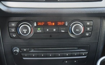 BMW X1 E84 Crossover xDrive20d 177KM 2011 BMW X1 2.0D Automat 4x4 Navi PDC Xenon Panorama Skora Sprowadzony, zdjęcie 29