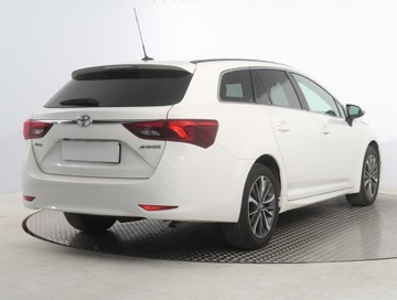 Toyota Avensis III Wagon Facelifting 2015 2.0 D-4D 143KM 2015 Toyota Avensis 2.0 D-4D, Skóra, Navi, Klima, zdjęcie 4