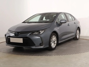 Toyota Corolla XII Sedan 1.8 Hybrid 122KM 2020 Toyota Corolla 1.8 Hybrid, Salon Polska, Automat, zdjęcie 1
