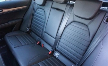 Alfa Romeo Stelvio SUV Facelifting 2023 2.0 GME Turbo 280KM 2024 Alfa Romeo Stelvio Alfa Romeo Stelvio Veloce Q4 2.0 280KM 2.0 Benzyna 280KM, zdjęcie 24