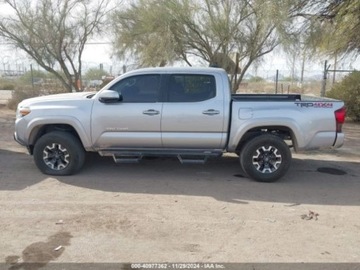 Toyota Tacoma II 2020 Toyota Tacoma 2020r., SR5 V6, od ubezpieczalni 3.5 Benzyna 278KM, zdjęcie 3