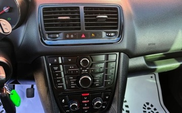 Opel Meriva II Mikrovan 1.4 Turbo ECOTEC 120KM 2011 Opel Meriva 1.4T 120KM, Klima, Tempomat, Zarejestrowana w Polsce, VAT-Marza, zdjęcie 24