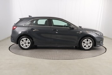 Kia Ceed III Hatchback 1.5 T-GDI 160KM 2021 Kia Ceed 1.5 T-GDI, Salon Polska, Serwis ASO, zdjęcie 5