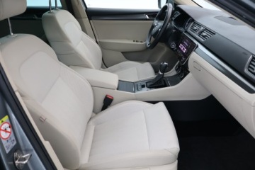 Skoda Superb III Liftback Facelifting 2.0 TSI 190KM 2021 Skoda Superb 2.0 TSI, Salon Polska, Serwis ASO, zdjęcie 8