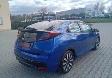 Honda Civic IX Hatchback 5d 1.6 i-DTEC 120KM 2015 Honda Civic Zarejestrowany - bezwypadkowy - 1,6 - 120 KM 1.6 Diesel 120KM, zdjęcie 8