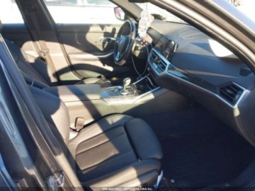 BMW Seria 3 G20-G21 2020 BMW Seria 3 330i xDrive 2020 2.0 Benzyna 255KM, zdjęcie 10
