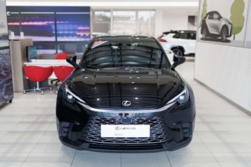 Lexus LBX 1.5 Hybrid 136KM 2024 Lexus LBX LBX 1.5 Hybrid 1.5 Hybryda 136KM, zdjęcie 1