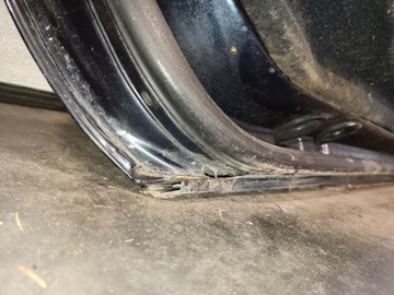 DVEŘE LEVÝ PŘEDNÍ MERCEDES CLK W208 C208 K189