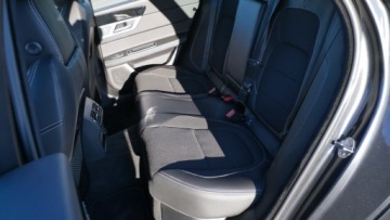 Jaguar XF II Sedan 2.0 i4D 180KM 2018 Jaguar XF R-Sport Ogrzew.Kierow. Navi Pro 10,2’" Fotele Elek.+Ogrz. Carplay, zdjęcie 20