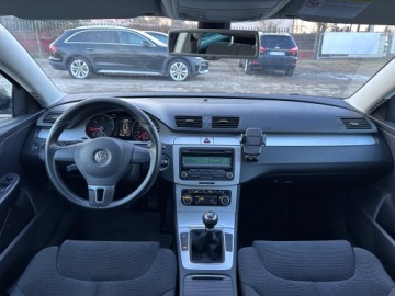 Volkswagen Passat B6 Variant 2.0 TDI-CR DPF 110KM 2010 Volkswagen Passat 2.0 TDI CR/Bogata wersja/HAK/, zdjęcie 22