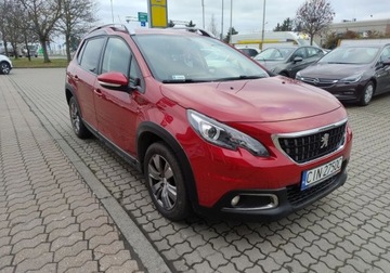Peugeot 2008 I SUV Facelifting 1.2 PureTech 110KM 2019 Peugeot 2008 Signature salon Polska bezwypadkowy bogate wyposazenie 1.2