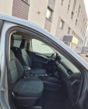 Ford Kuga III 2021 Ford Kuga 1.5 TDCI 120km automat NAVI Full led 1.5 Diesel 120KM, zdjęcie 9