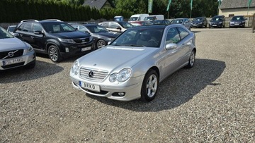 Mercedes Klasa C W203 Coupe W203 1.8 (C 160) 122KM 2005 Mercedes C 160 Panorama Automat, zdjęcie 2