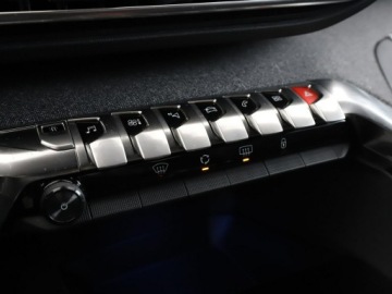 Peugeot 3008 II Crossover 1.6 THP 180KM 2018 Peugeot 3008 1.6T Automat GT Line Nawigacja, zdjęcie 26