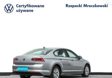 Volkswagen Passat B8 Limousine Facelifting 2.0 TDI SCR 150KM 2020 Volkswagen Passat 2.0 TDI 150KM Essence Fotele Podgrzewane Klimatyzacja 3-, zdjęcie 5