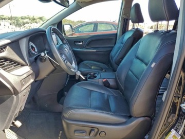 Toyota Sienna III 2020 Toyota Sienna SE 2020 3.5 Benzyna 296KM, zdjęcie 7