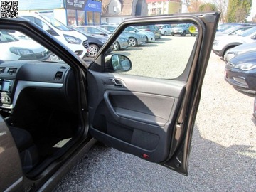 Skoda Yeti Outdoor 1.4 TSI 125KM 2016 Skoda Yeti LPG 3-Letnia Instalacja Gazowa - Nowa- Salon PL 1.4 BenzynaLPG, zdjęcie 12