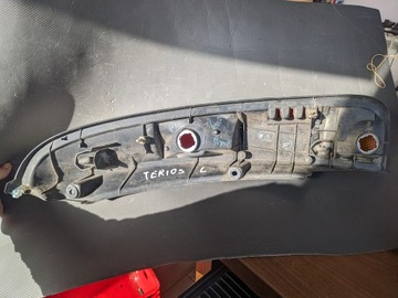 DAIHATSU TERIOS SVĚTLO ZADNÍ LEVÝ 22051567