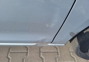 Volkswagen Golf VI Variant 1.6 TDI-CR DPF BlueMotion 105KM 2011 Volkswagen Golf Combi 1.6 Diesel 105KM, zdjęcie 9