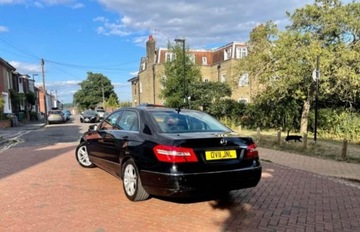 MERCEDES W 212 NÁRAZNÍK ZADNÍ PDC SEDAN BARVA 040