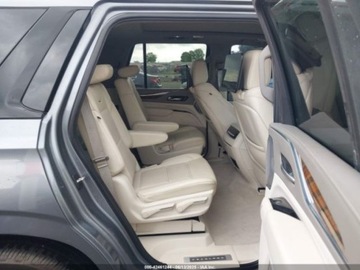 Cadillac Escalade III 2021 Cadillac Escalade Sport Platinum 2021 6.2l 6.2 Benzyna 420KM, zdjęcie 13