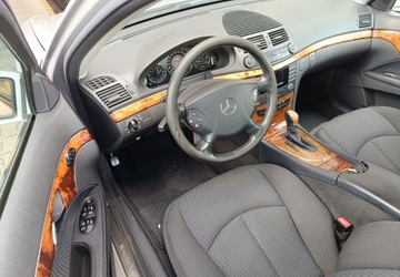 Mercedes Klasa E W211 2003 Mercedes-Benz Klasa E Mercedes-Benz Klasa E 2.7 Diesel 170KM, zdjęcie 8