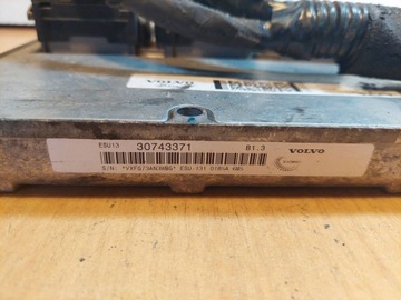 JEDNOTKA MOTORU VOLVO S40 V50 1.8 30743371 ESU-131