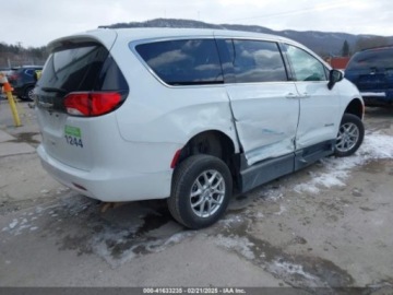 Chrysler Voyager V 2023 Chrysler Voyager 2023r., 3.6L 3.6 Benzyna 287KM, zdjęcie 3