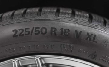 Toyota C-HR I Crossover Facelifting 2.0 Hybrid Dynamic Force 184KM 2022 Toyota C-HR 2.0 Hybrid GR Sport 2.0 Hybryda 184KM, zdjęcie 17