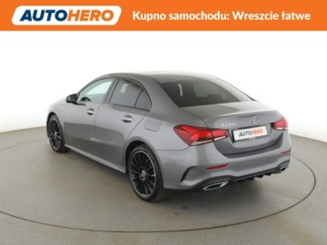 Mercedes Klasa A W177/V177 Sedan Plug-In 1.3 250 e 218KM 2020 Mercedes A 250 phev panorama automat virtual amg, zdjęcie 3