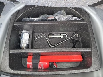 Toyota Auris II Touring Sports Valvematic 130 132KM 2013 Toyota Auris Toyota Auris 1.6, 1.6 Benzyna 132KM, zdjęcie 25