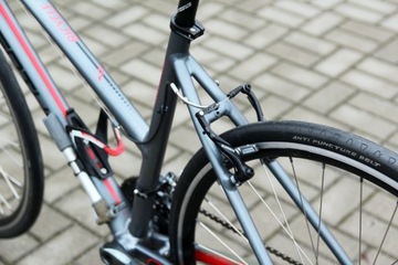 ЛЕГКИЙ ФИТНЕС-ВЕЛОСИПЕД CENTURION SPEDDRIVE Размер Shimano Tiagra. 52