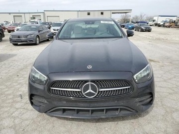 Mercedes Klasa E W214 2023 Mercedes-Benz Klasa E 2023r., E 450 4MATIC, od ubezpieczalni 3.0 Benzyna, zdjęcie 1