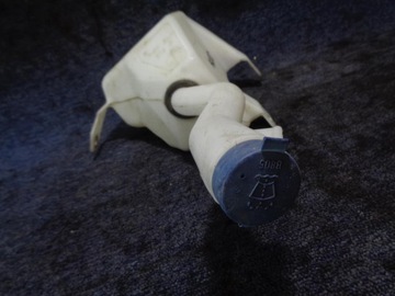 NÁDOBKA PUMPIČKA OSTŘIKOVAČŮ FIAT CROMA 2 II