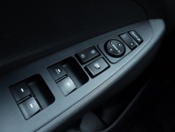 Hyundai Tucson III SUV 1.6 GDI 132KM 2015 Hyundai Tucson 1.6 GDI, Klima, Klimatronic, zdjęcie 15