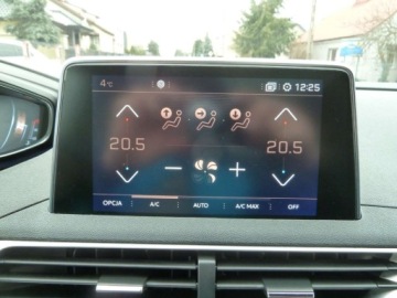 Peugeot 5008 II Crossover 1.2 PureTech 130KM 2017 Peugeot 5008 GT LINEKLIMATYZACJASKORYPANORAMA DACHNAWIGACJAELEKTRYKA7 OSOB, zdjęcie 24