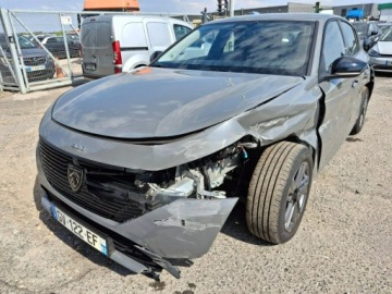 Peugeot 308 III Hatchback 1.2 PureTech 130KM 2024 Peugeot 308 130KM 13.000km, zdjęcie 9