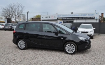 Opel Zafira C Tourer 1.4 Turbo ECOTEC 140KM 2016 Opel Zafira 7 osobowy 1.4 Turbo Benzyna Nawigacja Tempomat Cz. parkowania, zdjęcie 4
