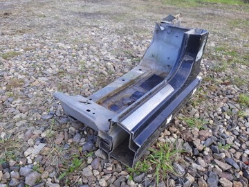 MERCEDES W246 SŁUPEK PRÓG PRAWY