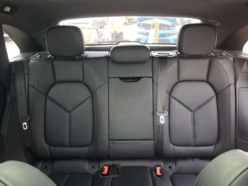 Porsche Macan 2023 Porsche Macan 2023 PORSCHE MACAN BASE 2.0 Benzyna 261KM, zdjęcie 7